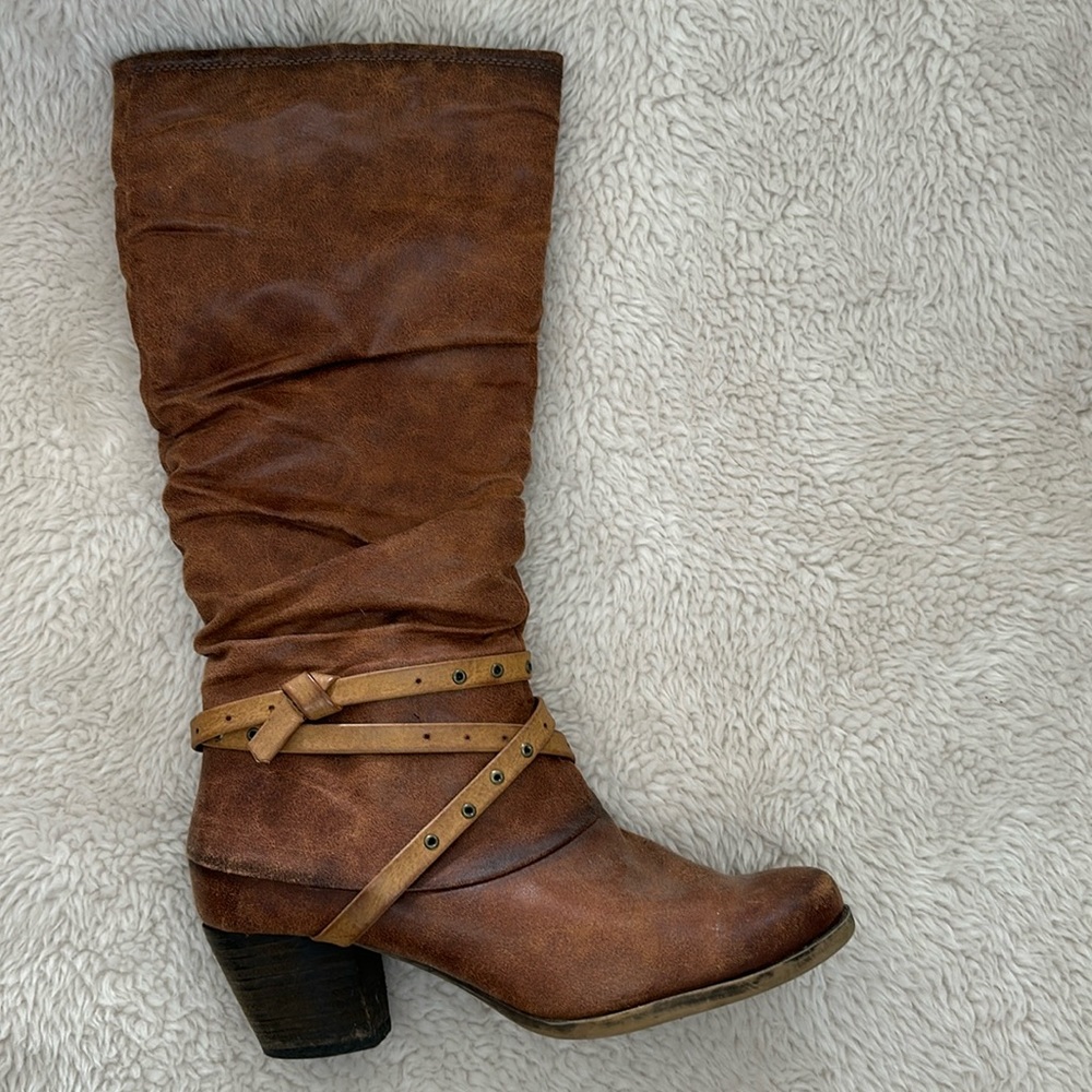 Bare Traps Rocky Boots